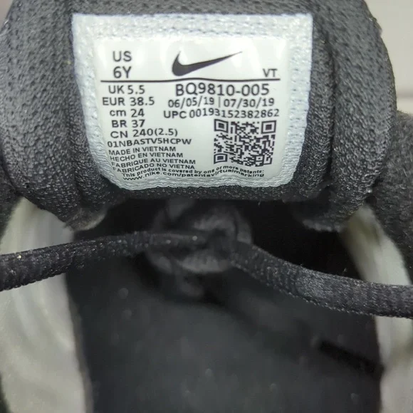 Nike Air Max Tailwind IV 4 GS Black Gradient Size 6 Youth Running Shoe Sneakers
